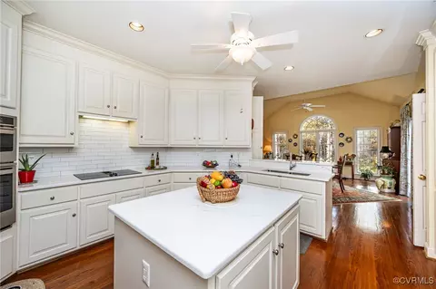 11 E Square Ln, Richmond, VA 23238 photo 18