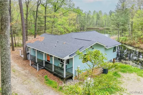 6018 Mcclellan Rd, Mechanicsville, VA 23111