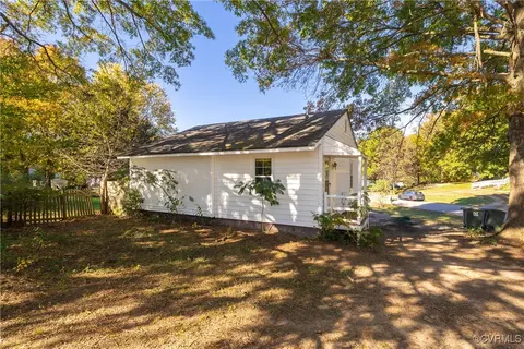2108 Providence Pl, North Chesterfield, VA 23236