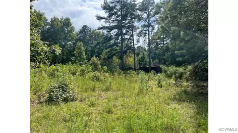 2941 Old Memorial Dr, Henrico, VA 23150