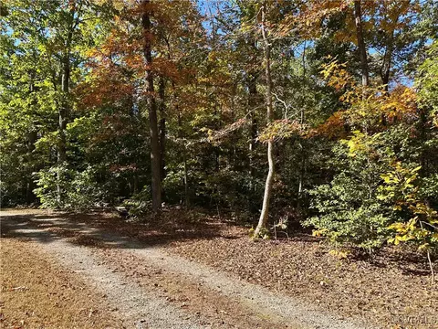 426 Coalfield Rd, Midlothian, VA 23114 photo 3