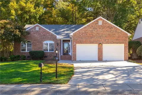 5803 Lakemere Dr, Richmond, VA 23234