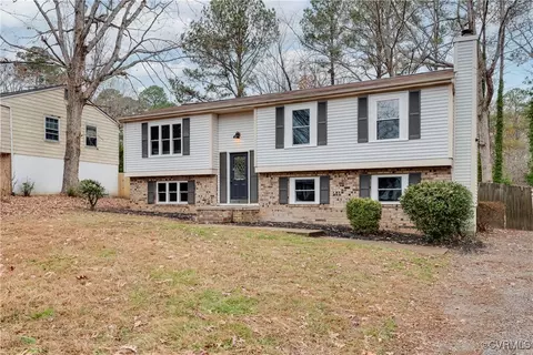 Exterior - 2014 Mountain Pine Blvd, Richmond, VA 23235 photo 3 of 6