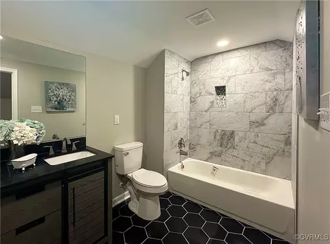 Bath - 901 E Belt Blvd, Richmond, VA 23224 photo 3 of 3