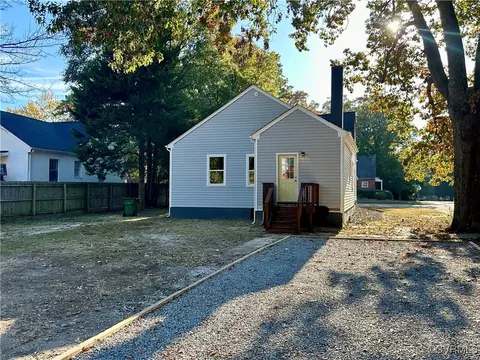 Exterior - 901 E Belt Blvd, Richmond, VA 23224 photo 2 of 3