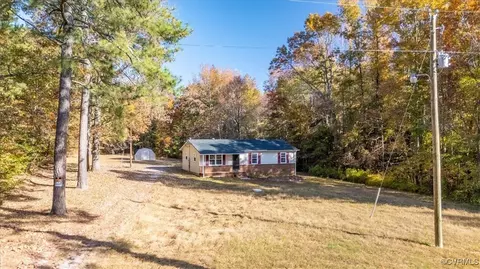 21814 Carson Rd, Dinwiddie, VA 23841
