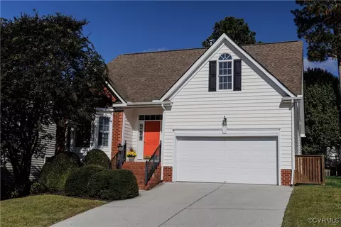 3142 Cove View Ln, Midlothian, VA 23112