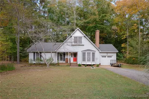 6461 Wyncote Ave, Gloucester, VA 23061