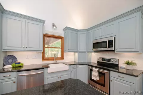 Kitchen - 6461 Wyncote Ave, Gloucester, VA 23061 photo 2 of 2