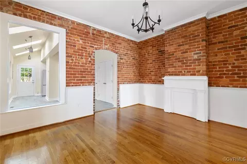 2812 E Grace St, Richmond, VA 23223 photo 8