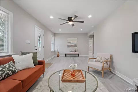 Living - 23701 Carson Rd, Dinwiddie, VA 23841 photo 2 of 2