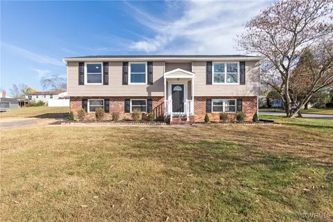 6211 Checkerberry Dr, Henrico, VA 23231