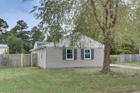 125 Lambert Dr, Newport News, VA 23602