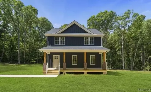 13985 Cross County Rd, Mineral, VA 23117
