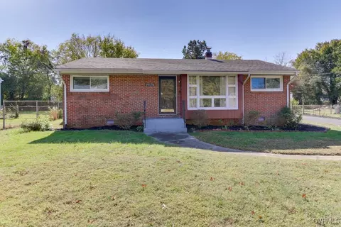 1917 N Battery Dr, Richmond, VA 23222