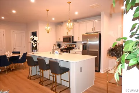 6601 Citory Way #204, Moseley, VA 23120