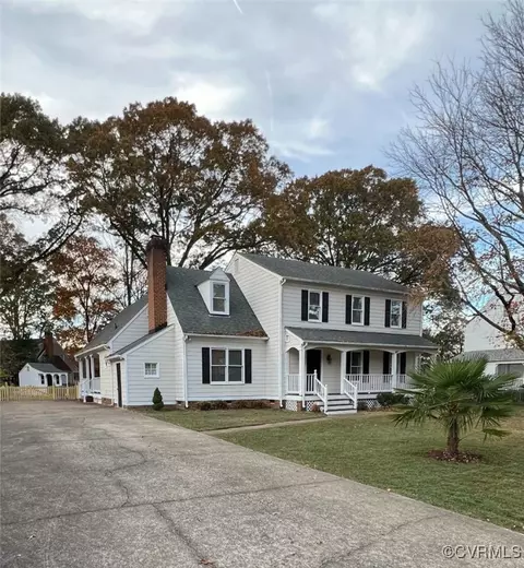 9032 Craney Island Rd, Mechanicsville, VA 23116