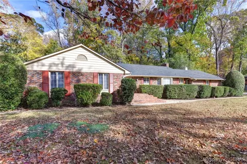 110 Old Glory Ct, Williamsburg, VA 23185