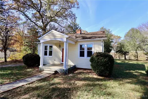 954 Lee Rd, Crozier, VA 23039
