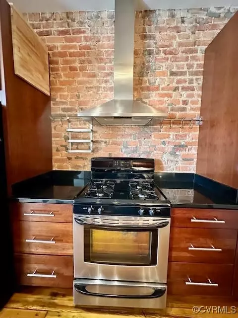 Kitchen - 1605 Grove Ave #3, Richmond, VA 23220 photo 1 of 3
