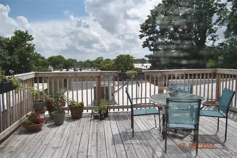 Exterior - 1605 Grove Ave #3, Richmond, VA 23220 photo 2 of 2