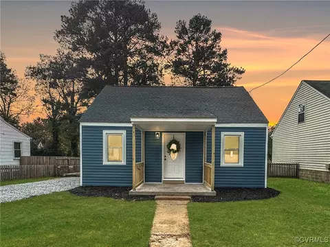 203 Algiers Dr, Sandston, VA 23150