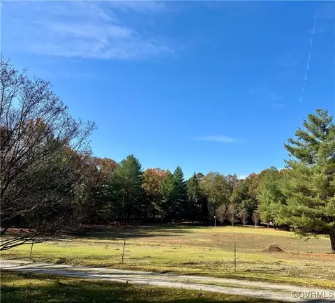 450 Coalfield Rd, Midlothian, VA 23114 photo 3