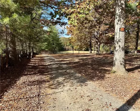450 Coalfield Rd, Midlothian, VA 23114 photo 5