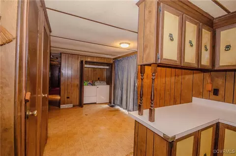24348 King William Rd, West Point, VA 23181 photo 9