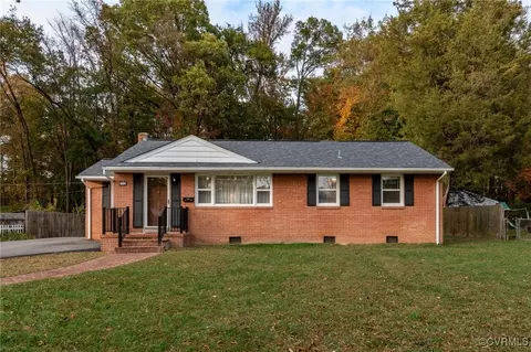 404 Huntsman Rd, Sandston, VA 23150