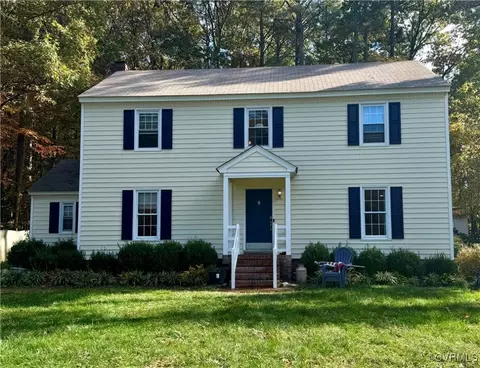 10313 Windbluff Dr, Henrico, VA 23238