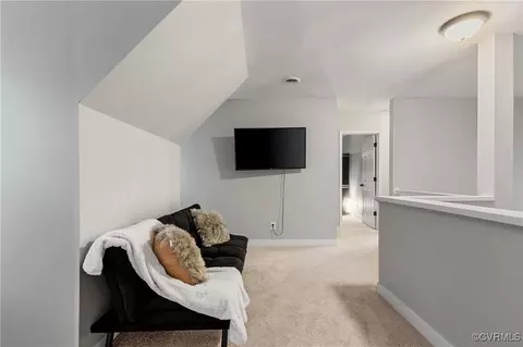 Entry Way - 7106 Pointer Ridge Rd, Midlothian, VA 23112 photo 6 of 9