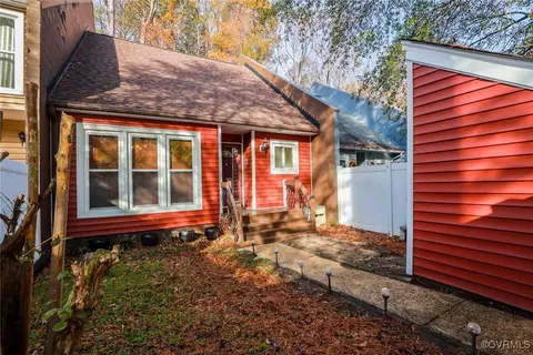 4816 Long Shadow Dr, Midlothian, VA 23112 photo 2