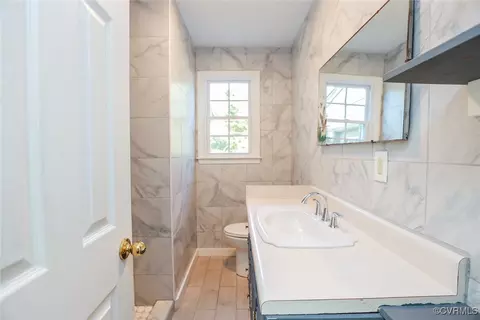 Bath - 4210 Chesdin Blvd, Sutherland, VA 23885 photo 1 of 4