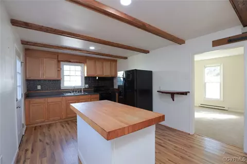 Kitchen - 4210 Chesdin Blvd, Sutherland, VA 23885 photo 2 of 3