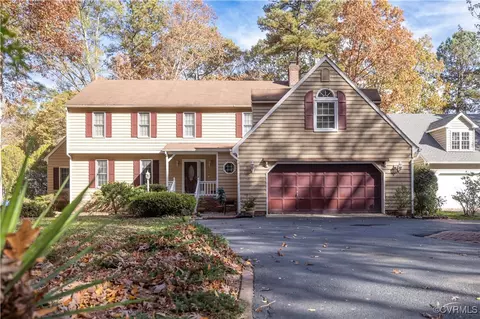 2517 Whispering Oaks Ct, Midlothian, VA 23112