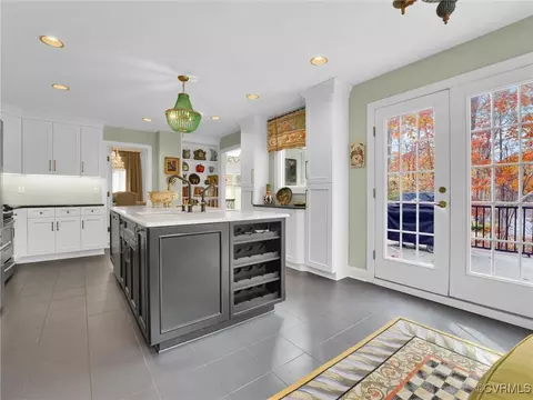 Kitchen - 6306 W Branch Rd, Midlothian, VA 23112 photo 5 of 7