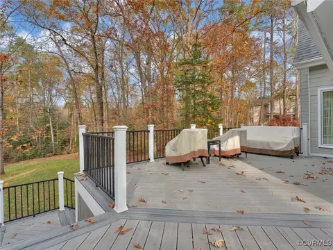Exterior - 6306 W Branch Rd, Midlothian, VA 23112 photo 4 of 11