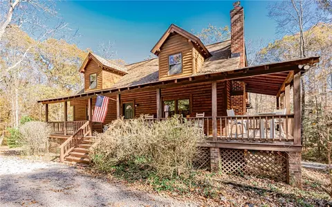7025 Crosses Grove Rd, Quinton, VA 23141