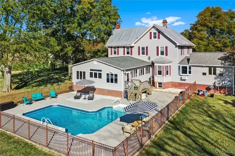 947 Woodberry Ln, Warsaw, VA 22572 photo 8