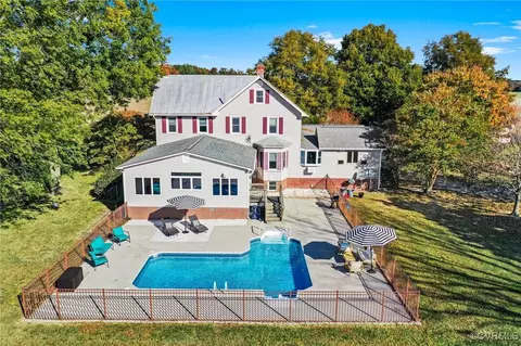 947 Woodberry Ln, Warsaw, VA 22572 photo 7