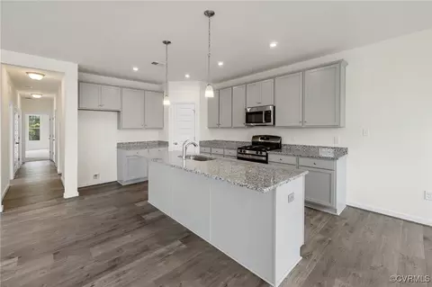 5301 Twisting Vine Ln #205, Glen Allen, VA 23059