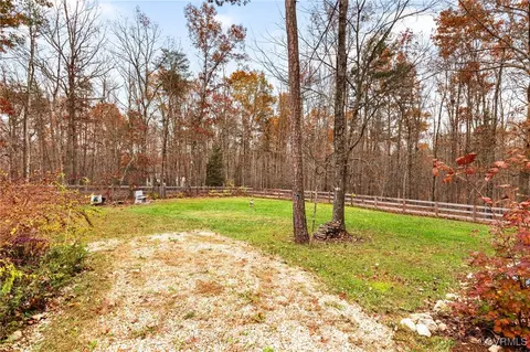 Exterior - 522 Unity Pl, Buckingham, VA 23921 photo 10 of 11