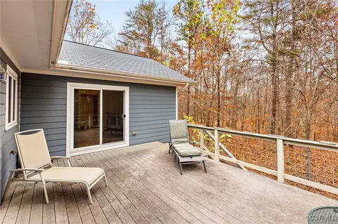 Exterior - 522 Unity Pl, Buckingham, VA 23921 photo 5 of 11
