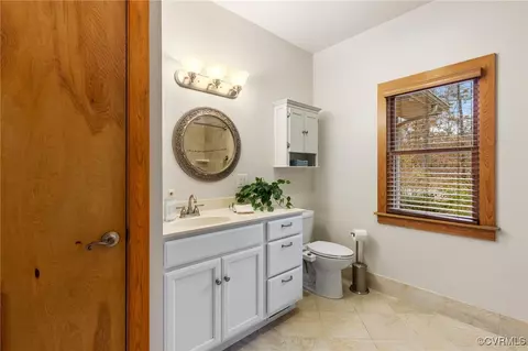 Bath - 522 Unity Pl, Buckingham, VA 23921 photo 2 of 5