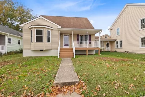 615 Lee St, West Point, VA 23181