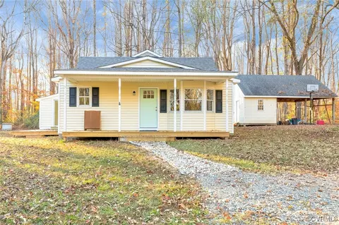 18103 Goshen Rd, Beaverdam, VA 23015