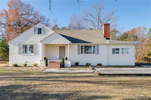 8459 Stumpy Rd, Hanover, VA 23069