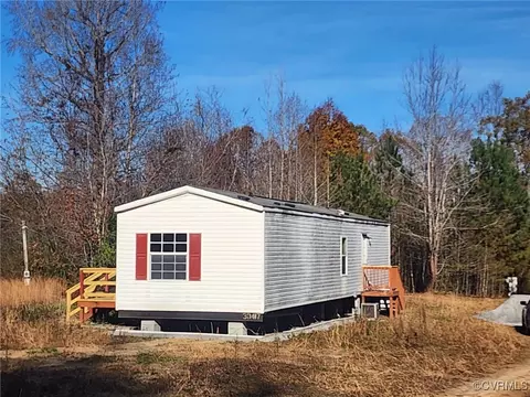 3711 Old Poole Rd, Alberta, VA 23821