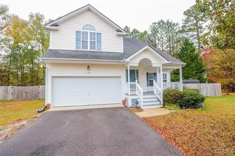 709 Cobbs Point Ln, Chester, VA 23836